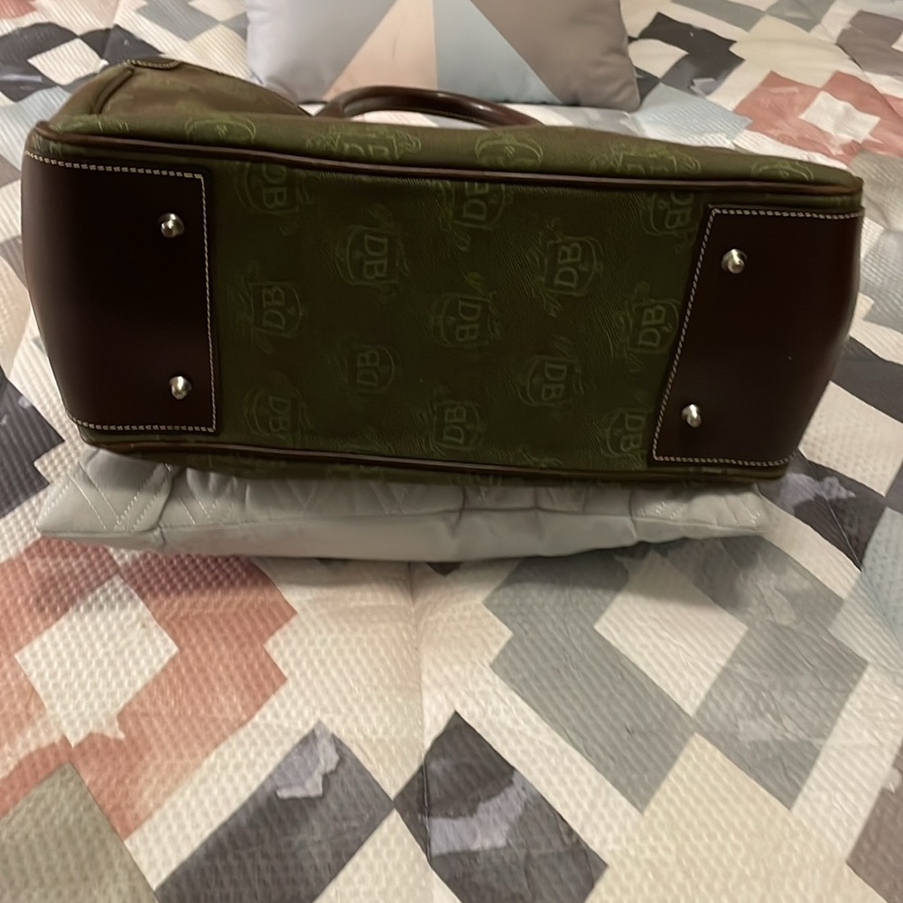 Dooney & Bourke - Picture 6 of 6